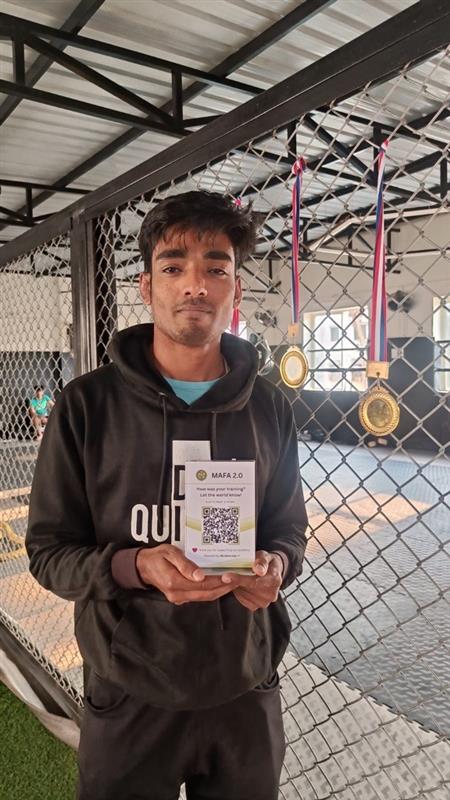 Review stand in shop